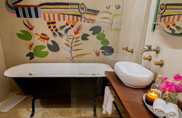 Lujosa Casa 5Hab/Jacuzzi/Piscina/Desayuno incluido
