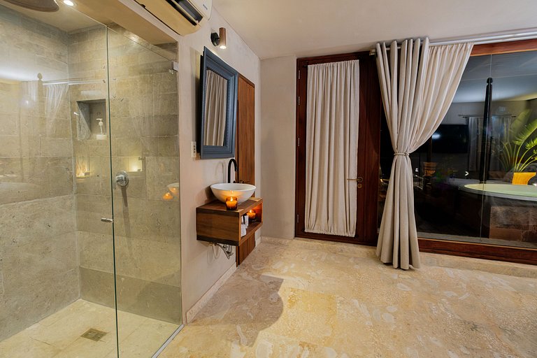 Lujosa Casa 5Hab /Jacuzzi/Piscina/Desayuno incluido