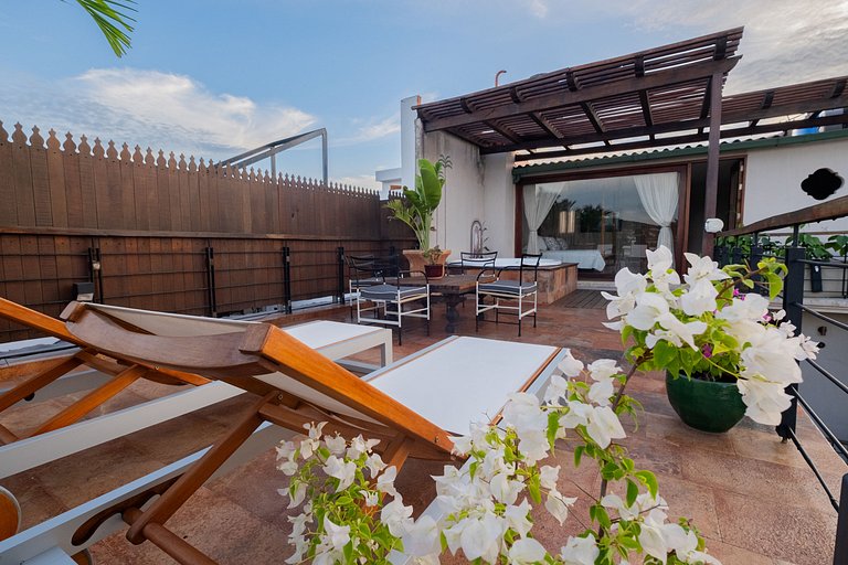 Lujosa Casa 5Hab /Jacuzzi/Piscina/Desayuno incluido