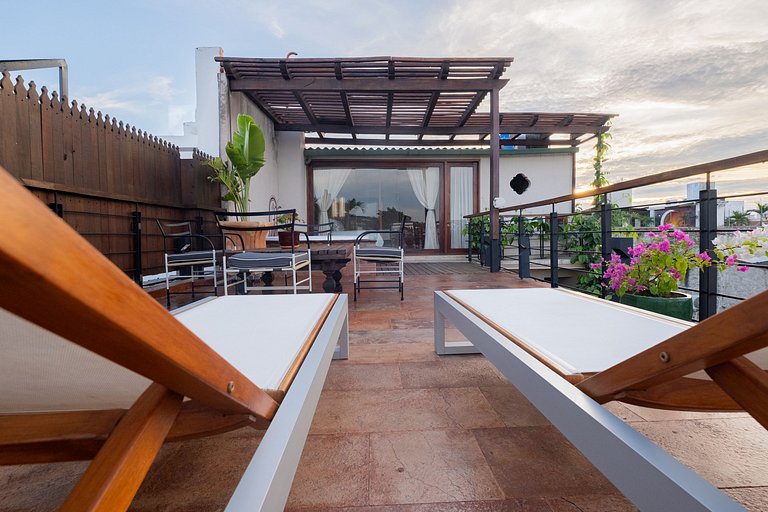 Lujosa Casa 5Hab /Jacuzzi/Piscina/Desayuno incluido