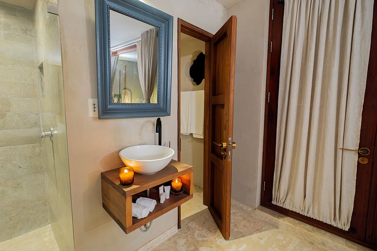 Lujosa Casa 5Hab /Jacuzzi/Piscina/Desayuno incluido