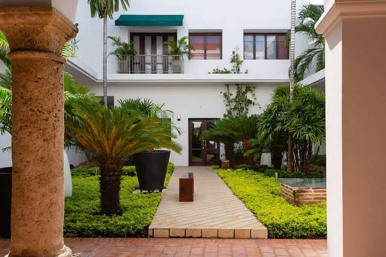Casa Virrey Eslava/Colonial Gem in the Heart of Cartagena