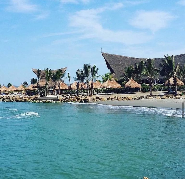 Hermosa casa en Karibana Ctg