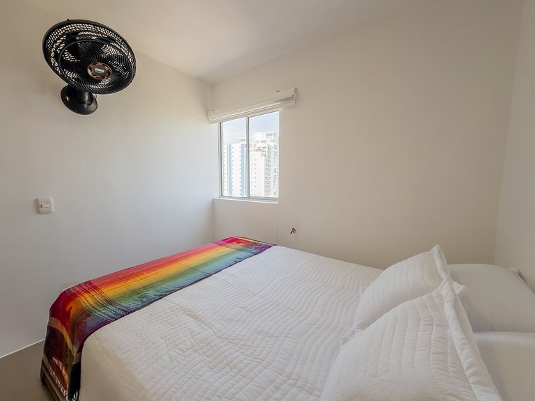 Modern 3BR w/ Ocean View · Prime Location