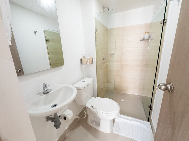 Moderno 3H Vista Mar Lateral · Ubicación Ideal