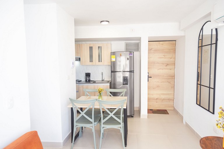 Modern 3BR w/ Ocean View · Prime Location