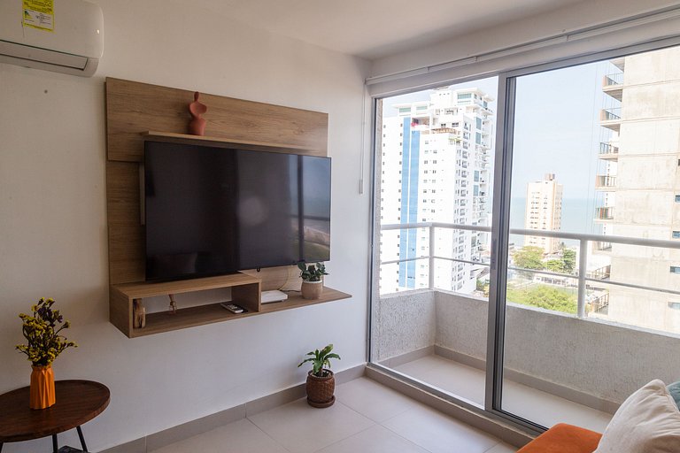 Modern 3BR w/ Ocean View · Prime Location