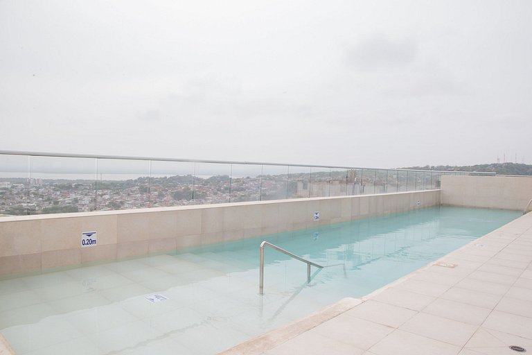 Modern 3BR w/ Ocean View · Prime Location